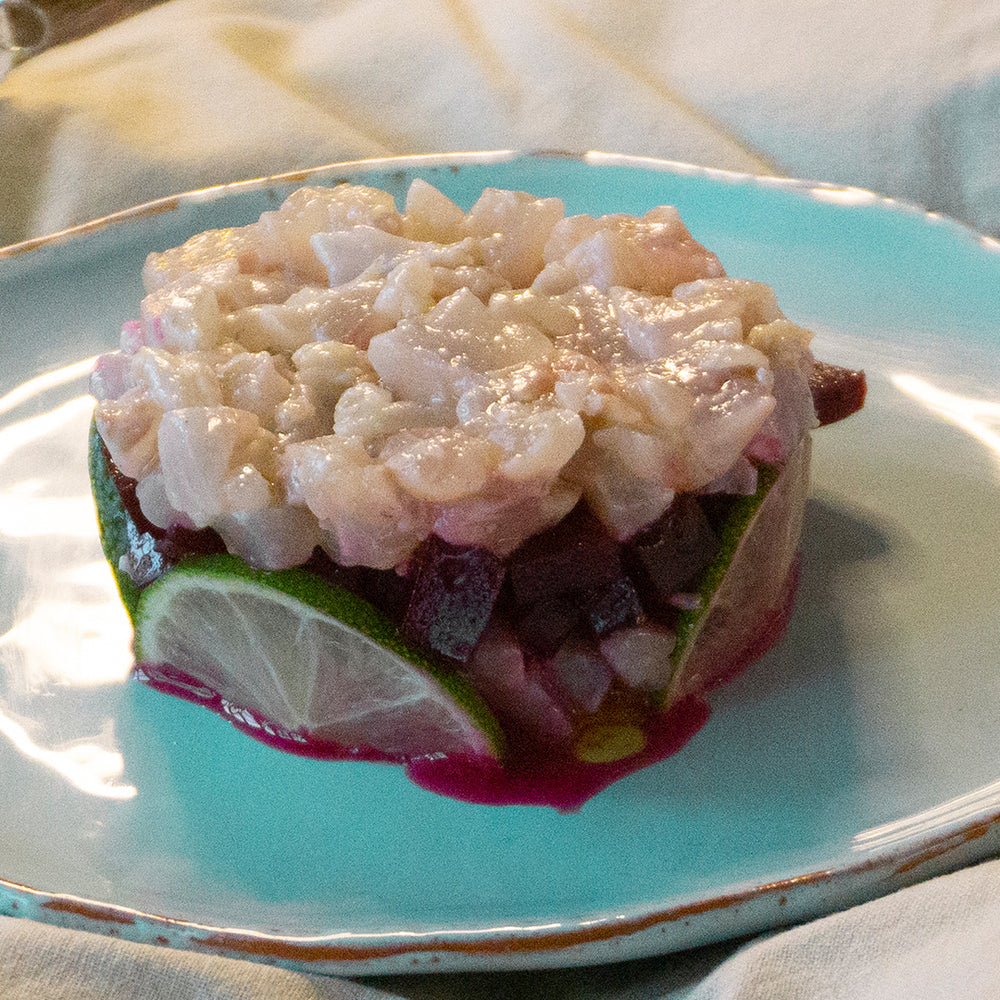 Wolfsbarschtartar mit Rote Bete Salat